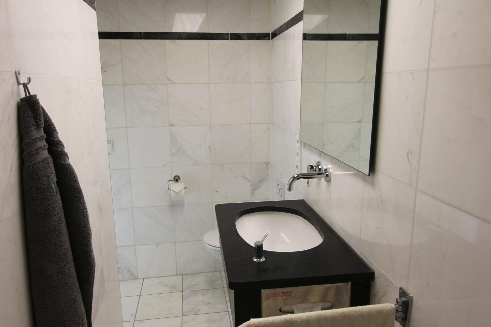 Kleine Wohnung Fuer Singles Daun Buitenkant foto