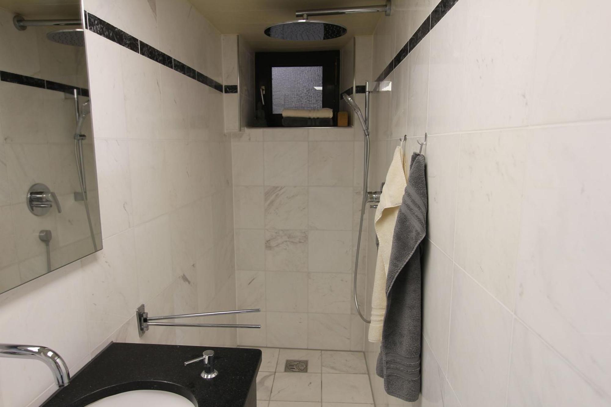 Kleine Wohnung Fuer Singles Daun Buitenkant foto